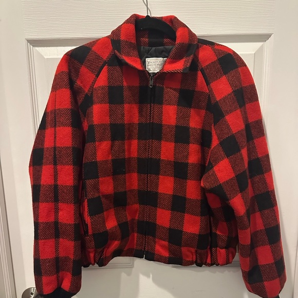 Pendleton Woolen Mills Women’s Vintage 100% Virgin Wool Buffalo Plaid Coat sz M - Picture 1 of 6